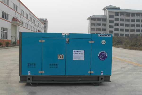 晋中发电机租赁如何正确安装空气滤清器？